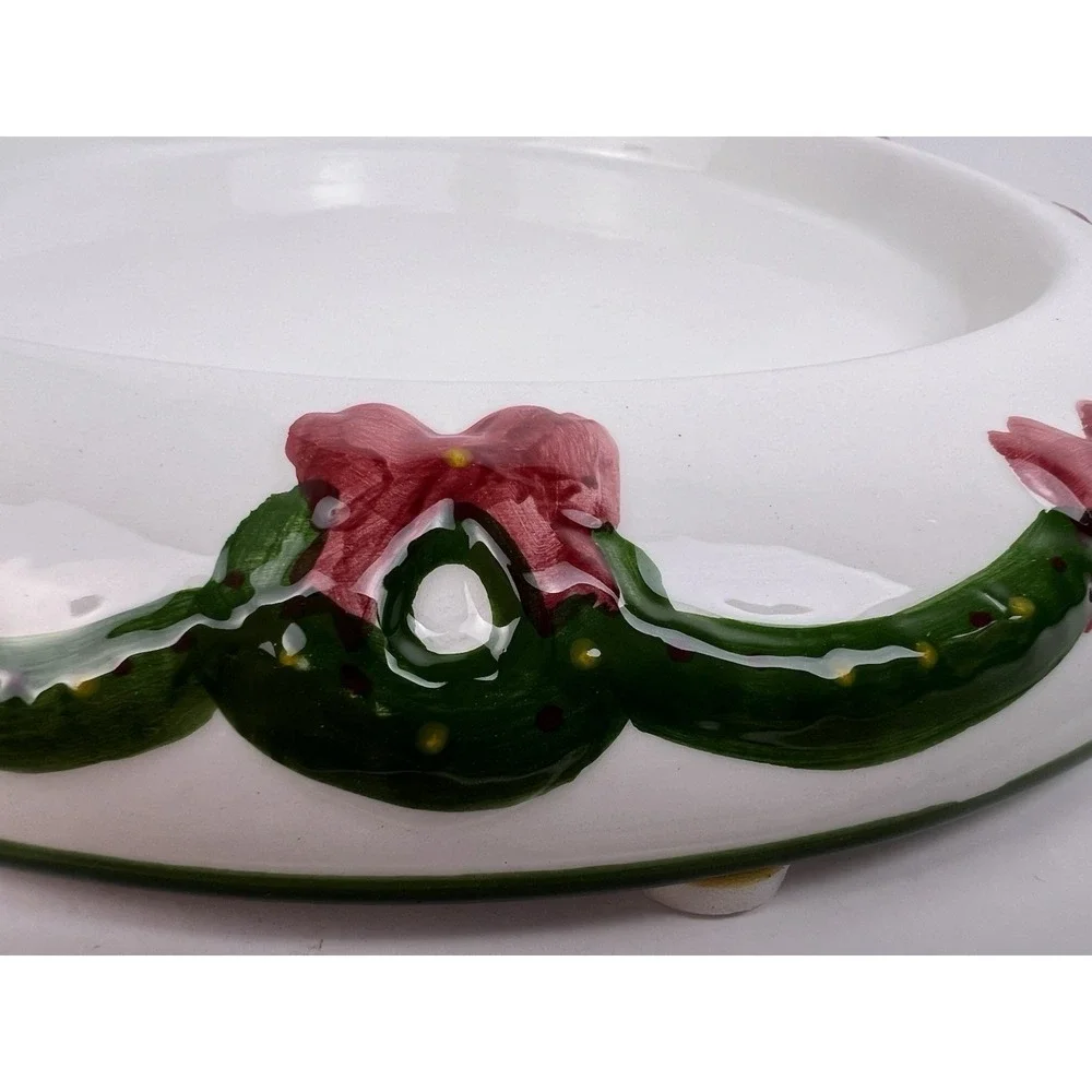 Ceramic Christmas Wreath Pillar Candle Holder‎ Holiday Time Red Green White